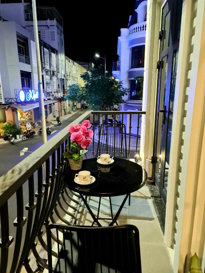 Thu Le Hotel Cao Lanh Bagian luar foto