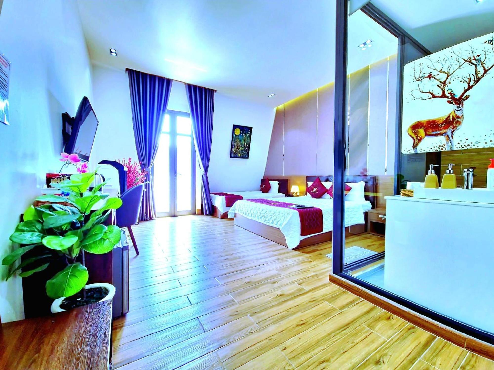 Thu Le Hotel Cao Lanh Bagian luar foto
