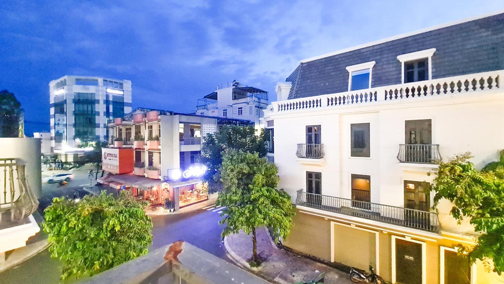 Thu Le Hotel Cao Lanh Bagian luar foto