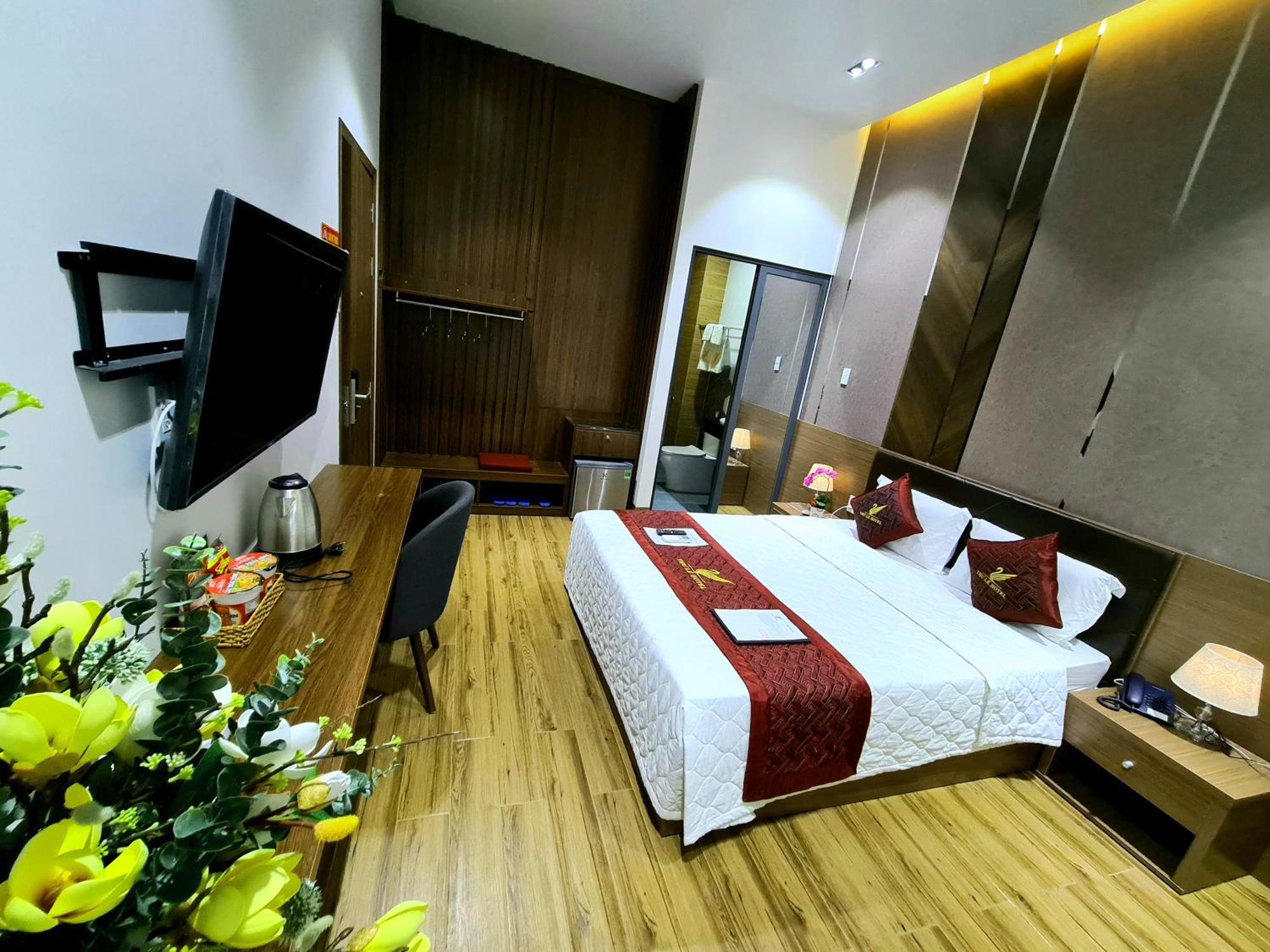 Thu Le Hotel Cao Lanh Bagian luar foto